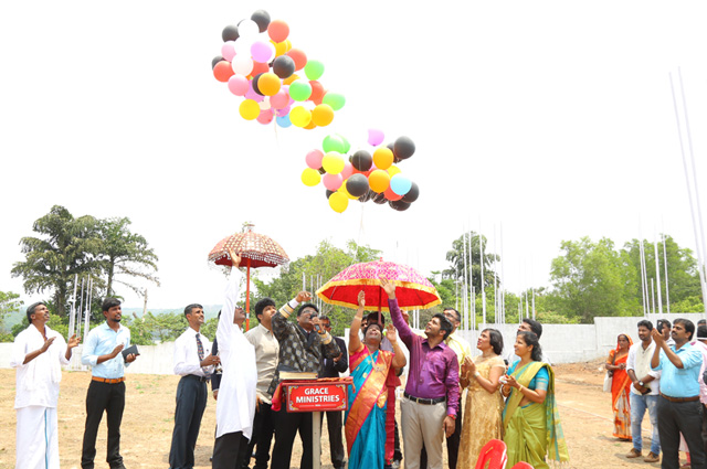 Grace Ministry Celebrated the Feast of Divine Mercy 2018 along with the 5th Anniversary of Prayer Center with grandeur in Mangalore here on April 6, 2018.